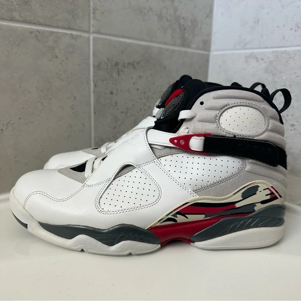 Jordan retro bugs